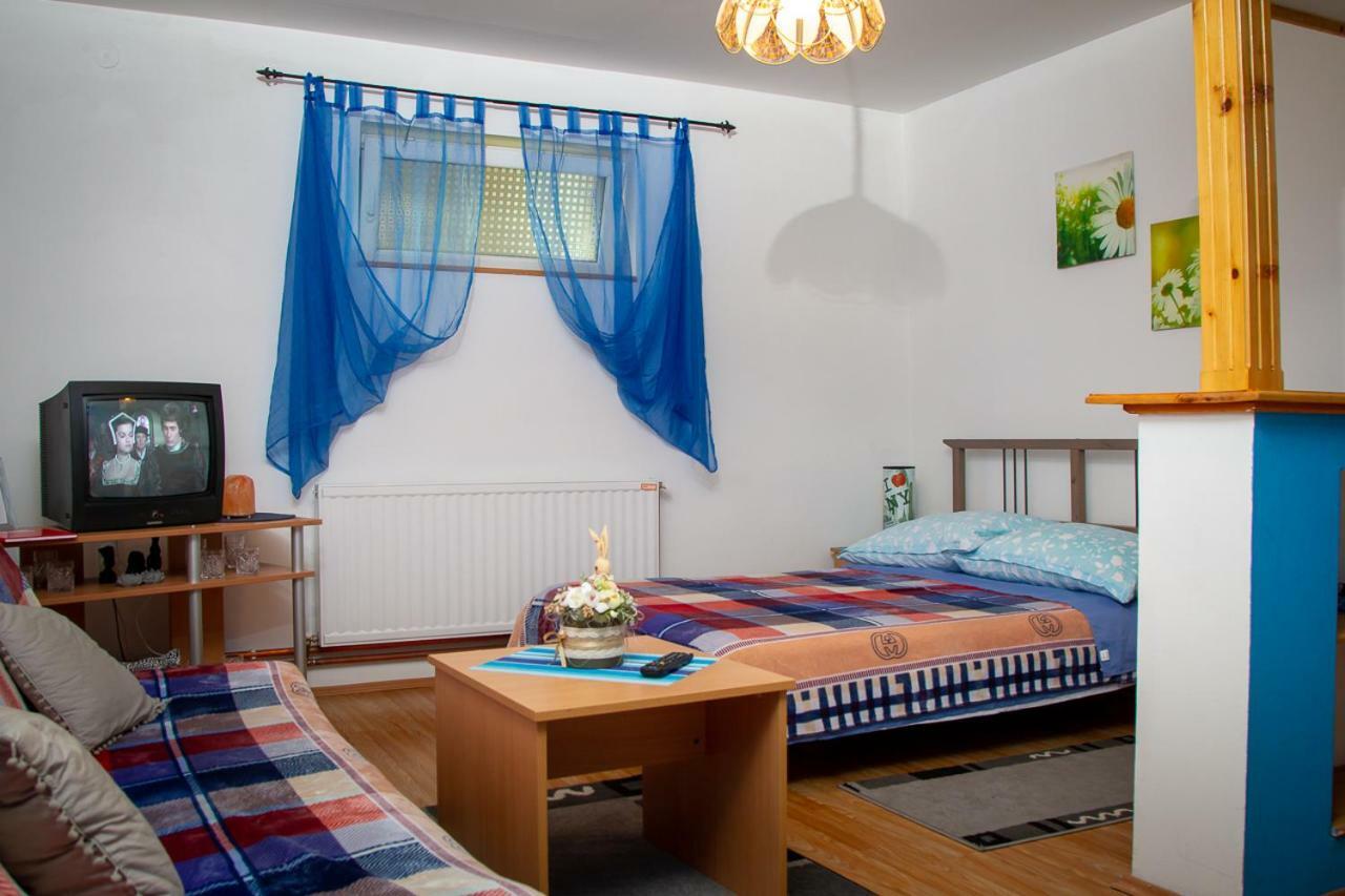 Casa Simon 2 Leilighet Subotica Eksteriør bilde